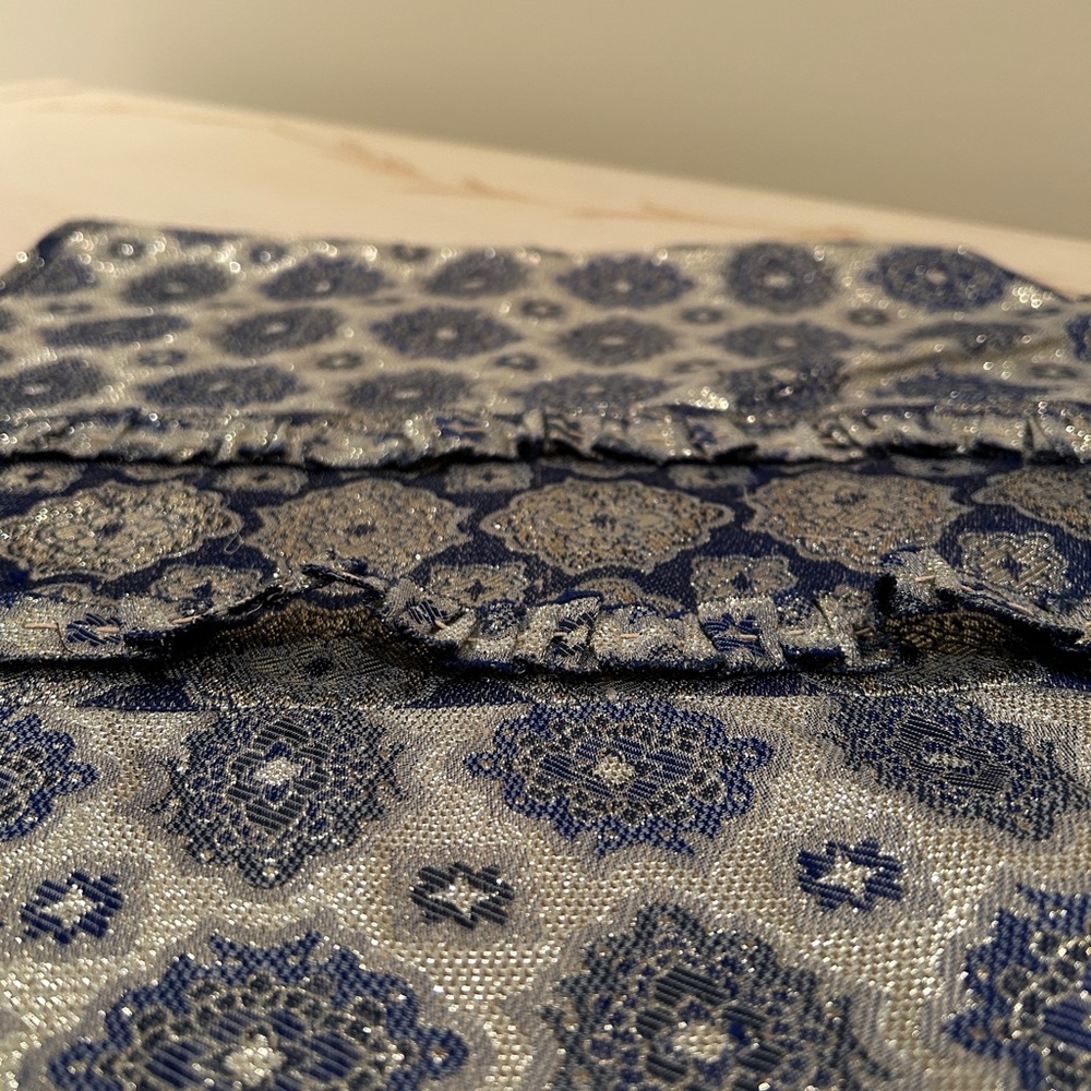 Prada size 42 Top Navy and Gold - Picture 4 of 14